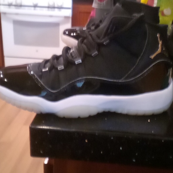 Jordans - Picture 1 of 3